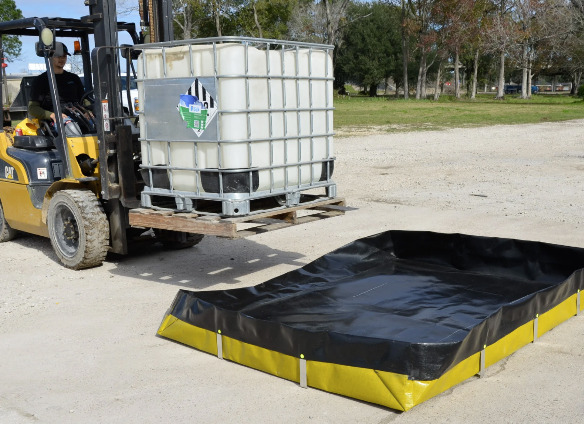 Spill Bully L-Bracket Secondary Containment Size: 12'x12'x12